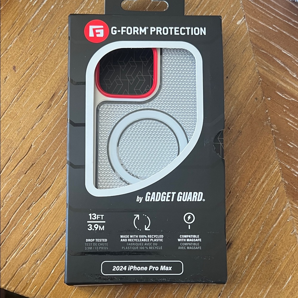 G-form protection Black and Red iPhone 2024 Case pro max
